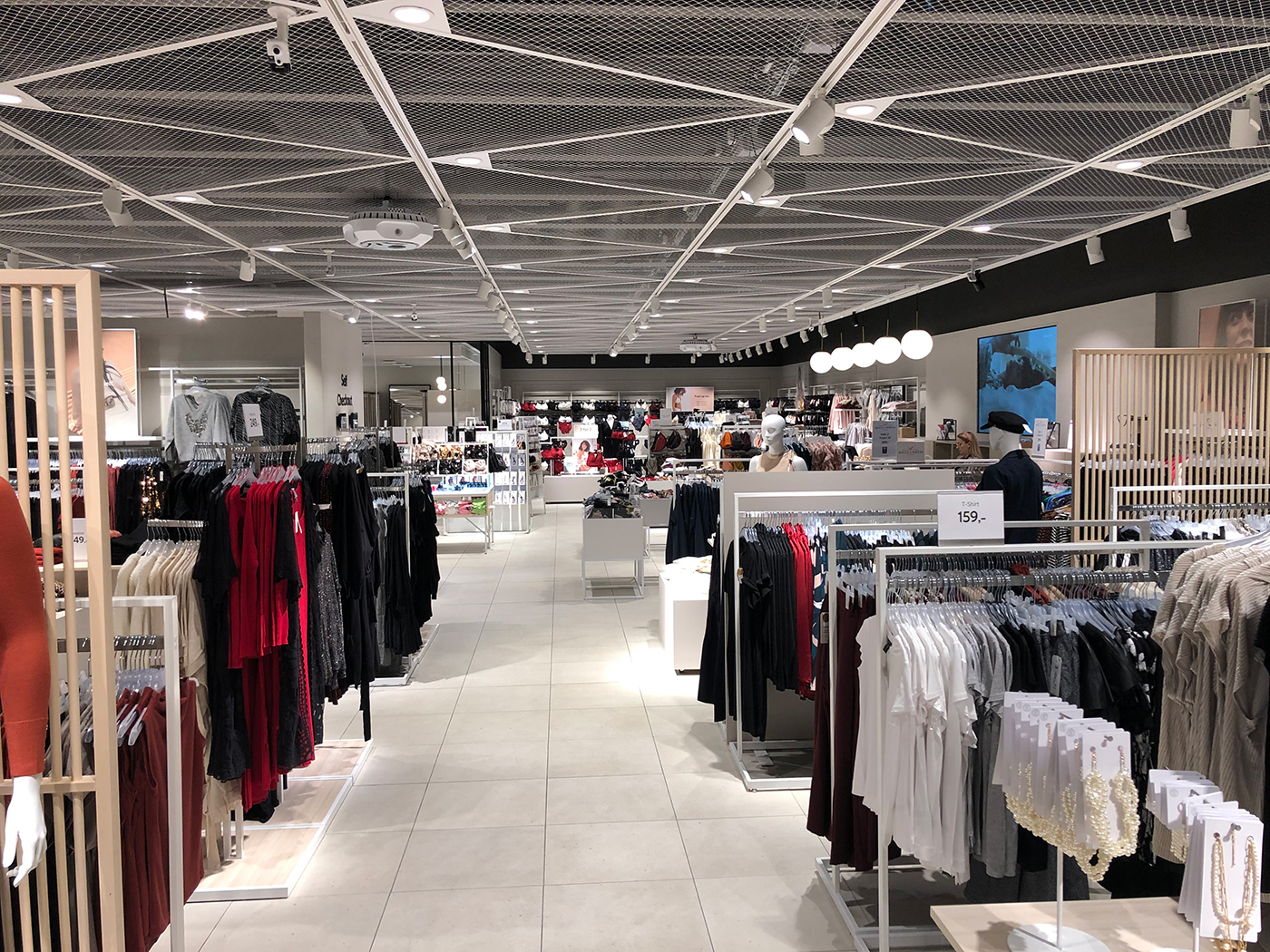 Ny LED-belysning i Danmarks første Lindex butik