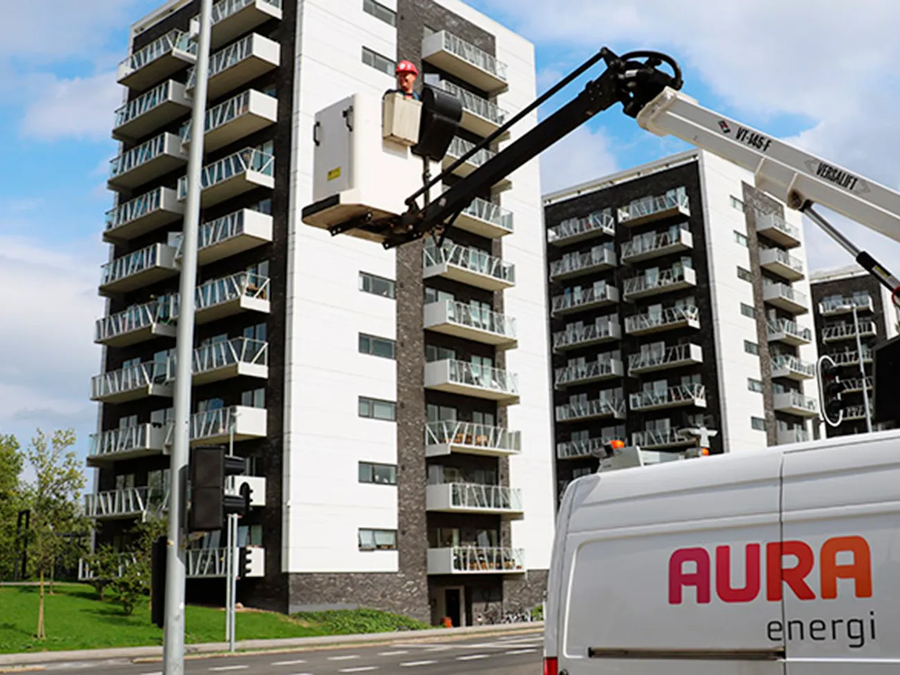 Gadelysanlæg udskiftes til nyt LED-gadelys langs Carl Blochs Gade i centrum af Aarhus