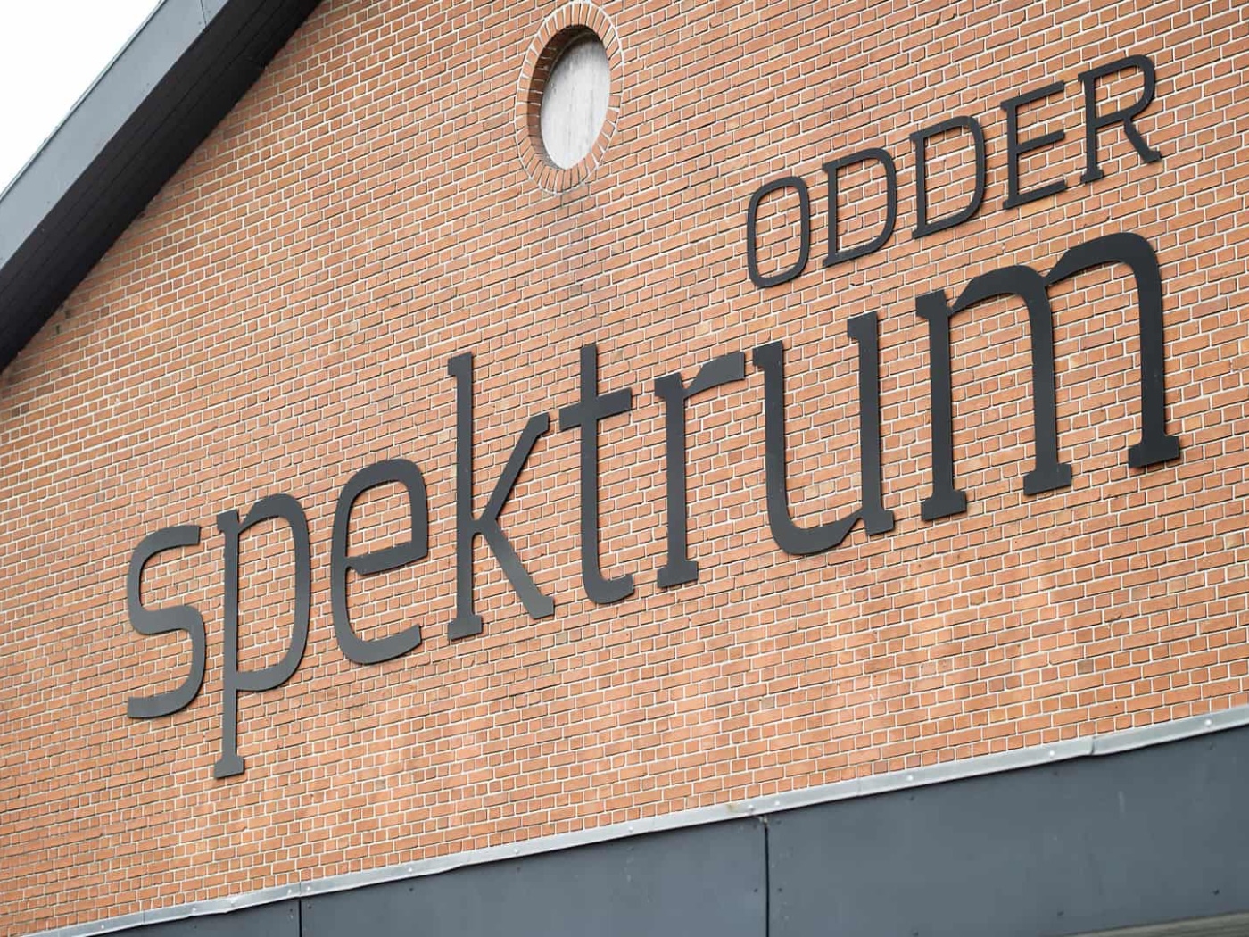 Facaden på Spektrum Odder