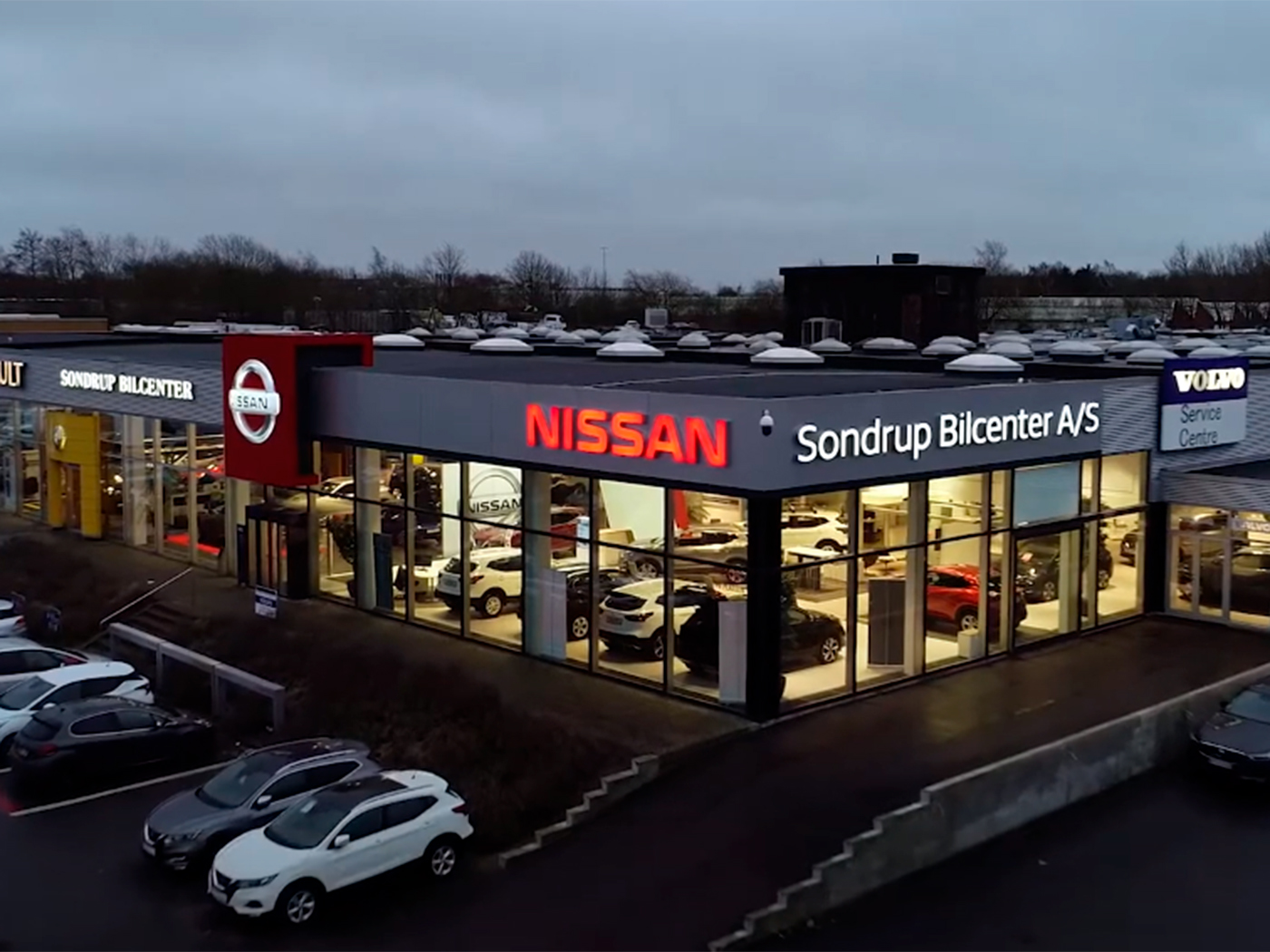 Sondrup Bilcenter med LED-belysning